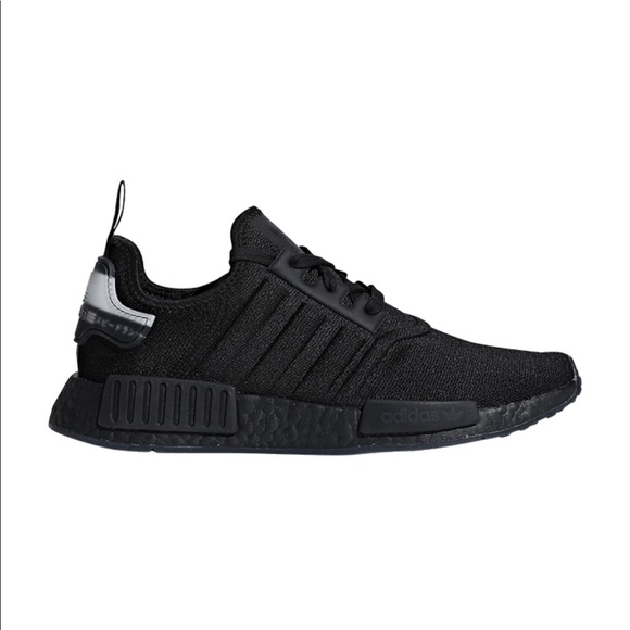 nmd molded stripes black